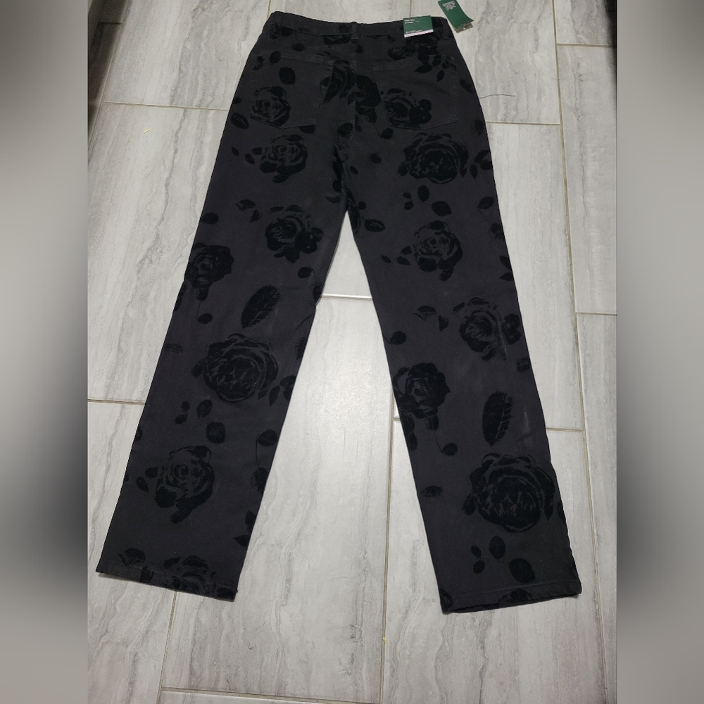 Monogrammed Wild Fable High RiseStraightEasy Rigid Denim Floral Black Jeans SZ 8 - Picture 6 of 16
